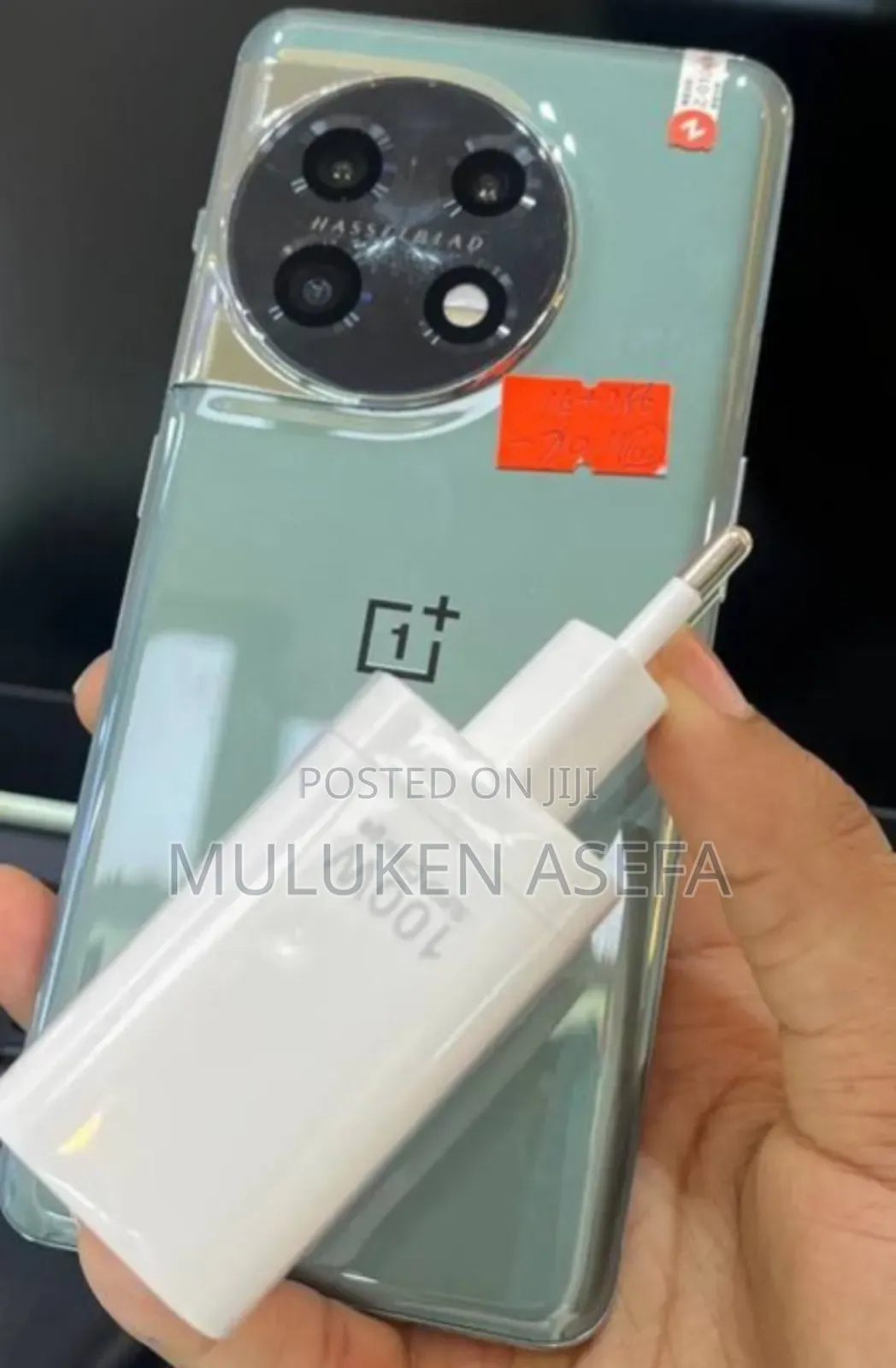 One Plus 11 1+ Smartphone
512 Gb Storage 
16 Gb Ram
120h