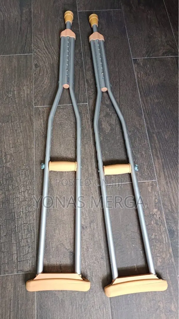 Kranch=Types:Most Common Types Axillary(Underarm) Crutches