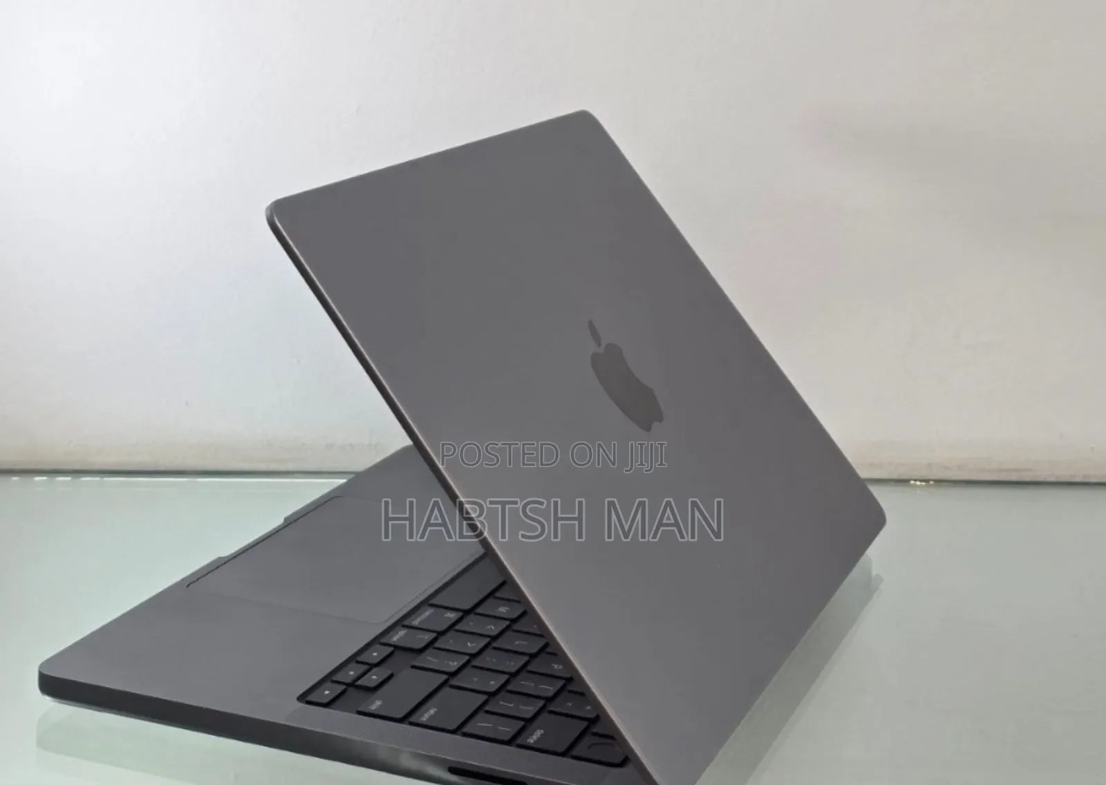New Laptop Apple MacBook Pro 2023 M3 Pro 14-Inch 8GB Apple M3 SSD 512GB