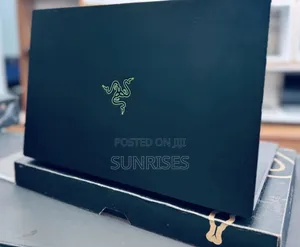 New Laptop Razer Blade Advanced 16GB Intel Core I7 SSD 1T