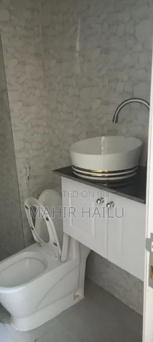 1bdrm Apartment in ፊጋ ኖህ ሪል እስቴት, Bole for rent