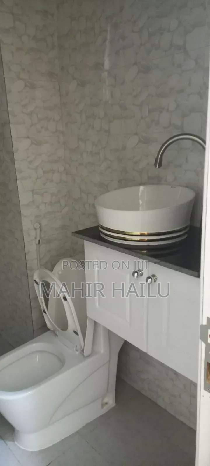 1bdrm Apartment in ፊጋ ኖህ ሪል እስቴት, Bole for rent