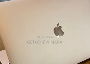 New Laptop Apple MacBook Pro M1 8GB Apple M1 Pro SSD 256GB