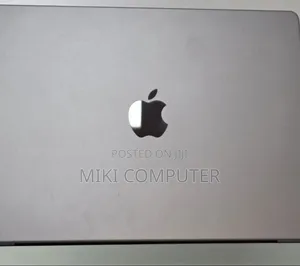 Photo - New Laptop Apple MacBook Pro 2024 M3 14-Inch 8GB Intel SSD 512GB