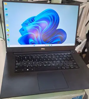 New Laptop Dell Precision 5540 16GB Intel Core I7 SSD 512GB