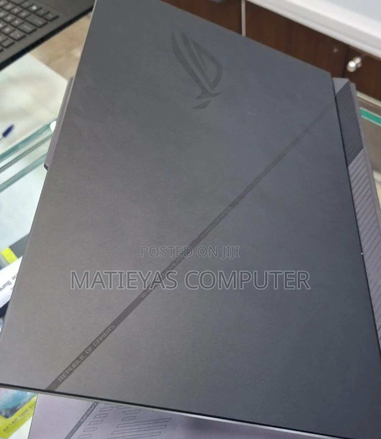 New Laptop Asus ROG Strix G15 32GB Intel Core I9 SSD 1T