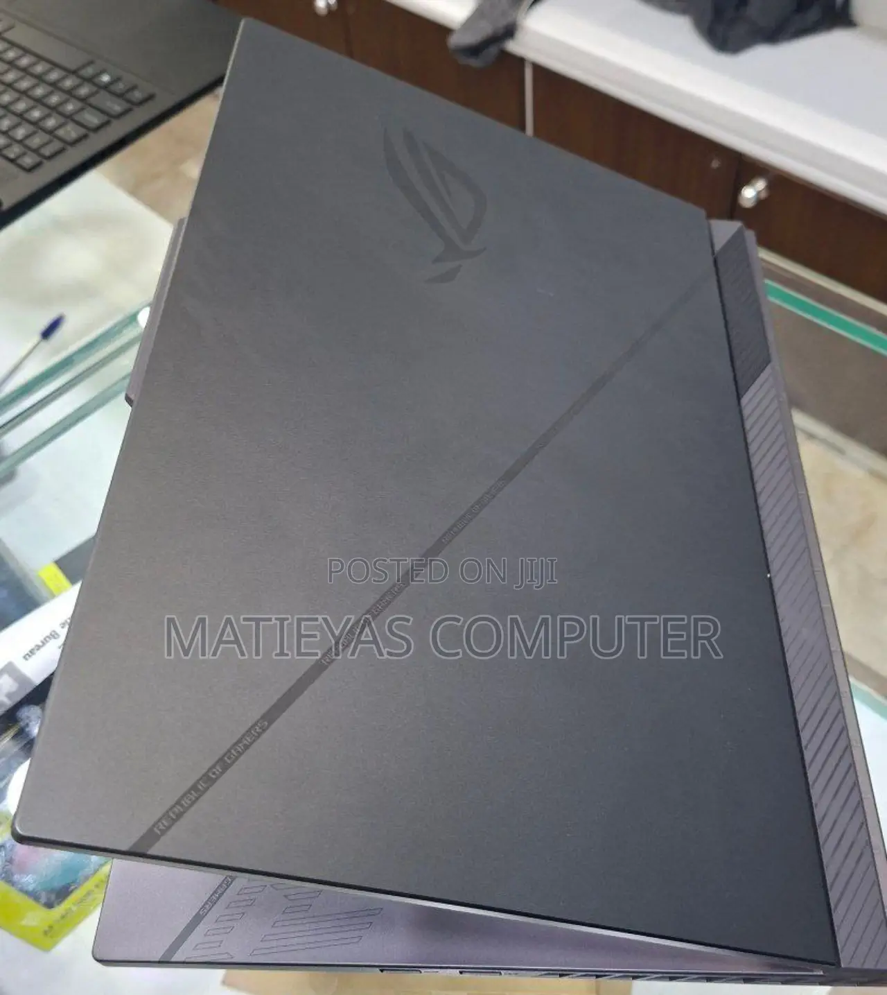 New Laptop Asus ROG Strix G15 32GB Intel Core I9 SSD 1T