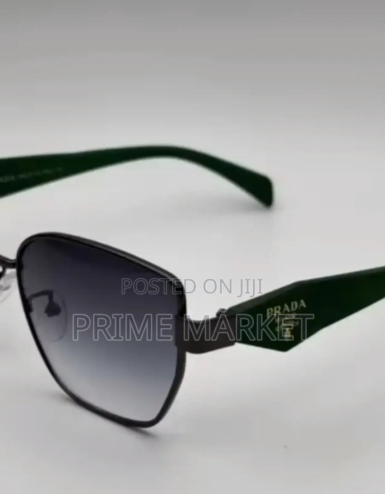 Prada Sunglasses ( Prada Pra51s Model )