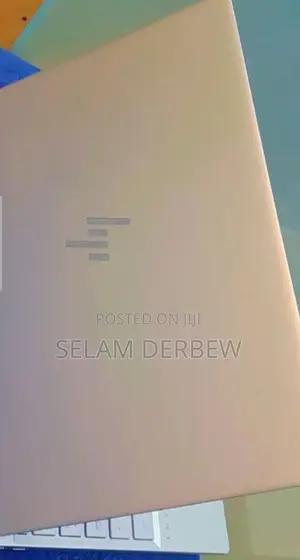 New Laptop HP Envy 14 16GB Intel Core I7 SSD 512GB