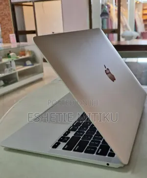 New Laptop Apple MacBook Air 8GB SSD 256GB