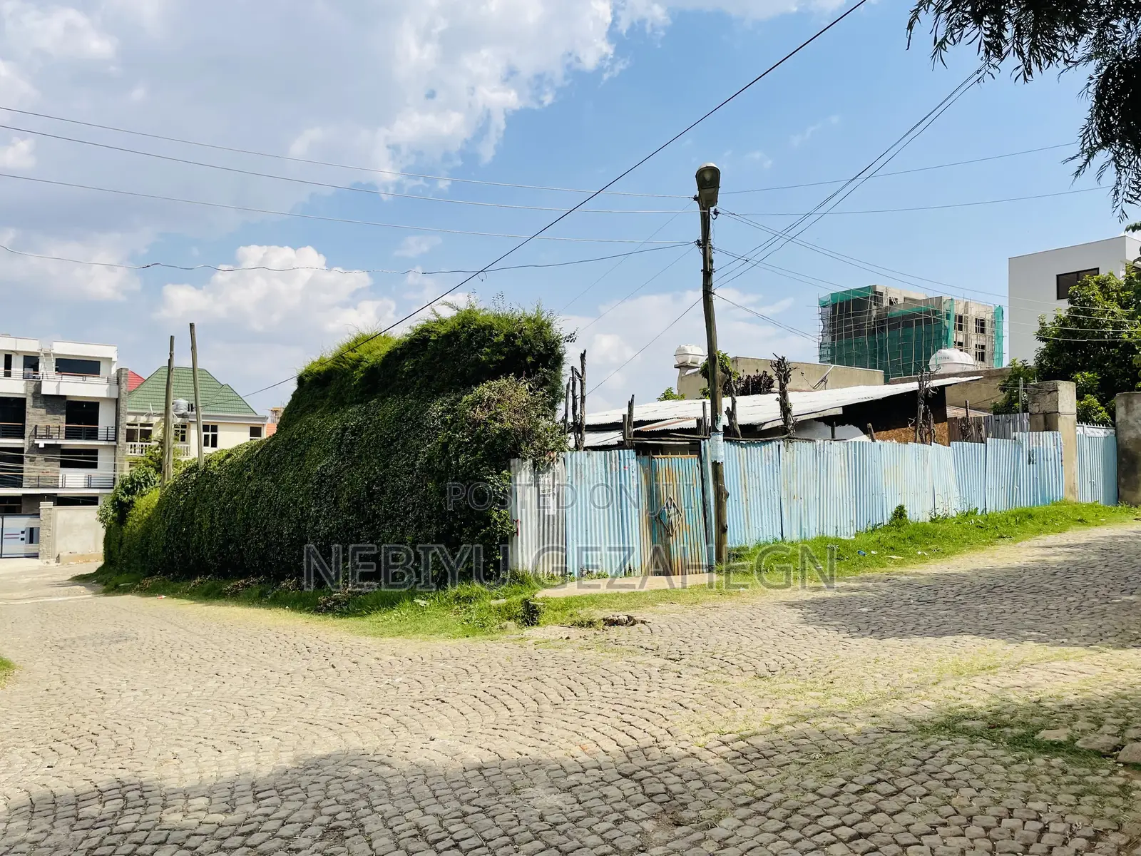 3bdrm House in Mehandis, Kolfe Keranio for sale