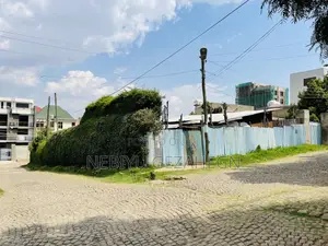 3bdrm House in Mehandis, Kolfe Keranio for sale