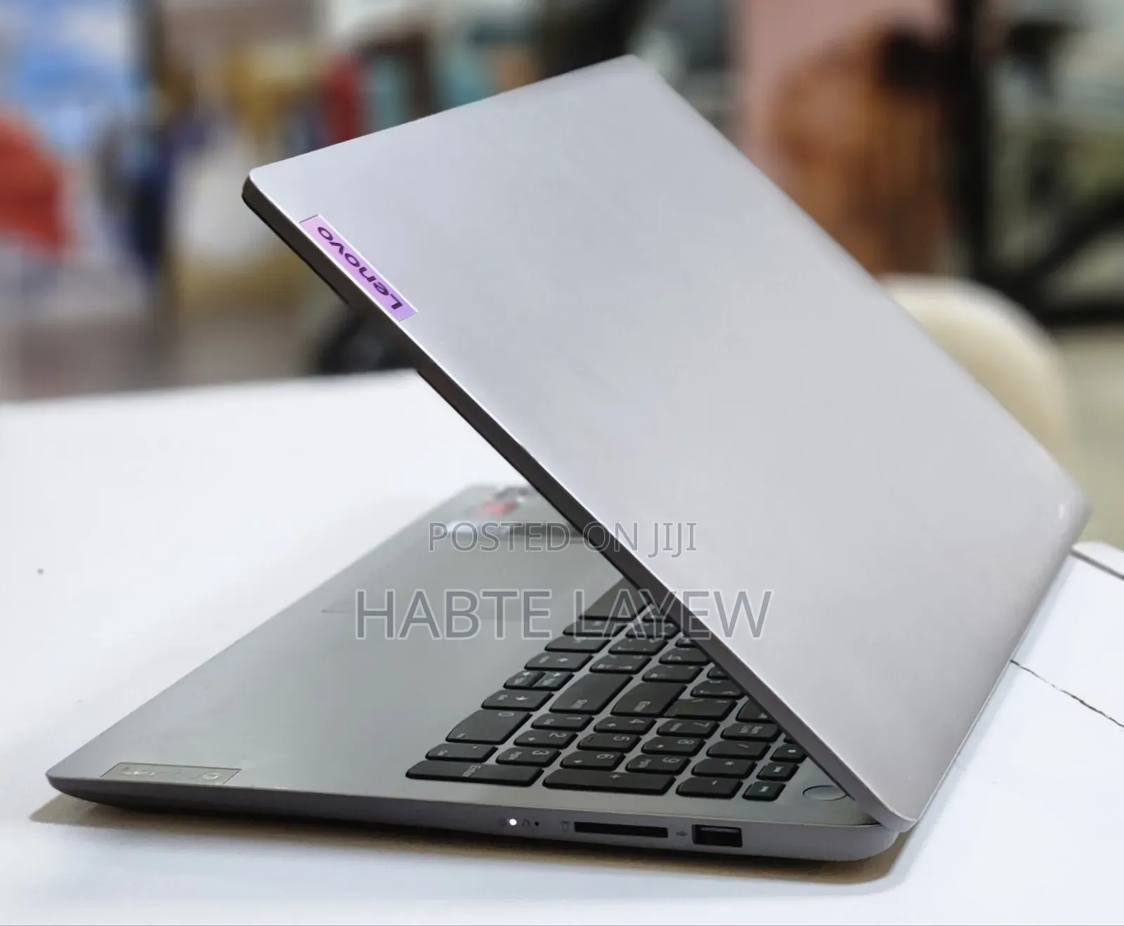 New Laptop Lenovo Ideapad 3 8GB AMD Ryzen 5 SSD 512GB