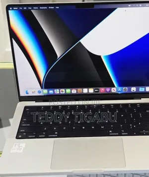 New Laptop Apple MacBook Pro 16GB Apple M1 SSD 1T