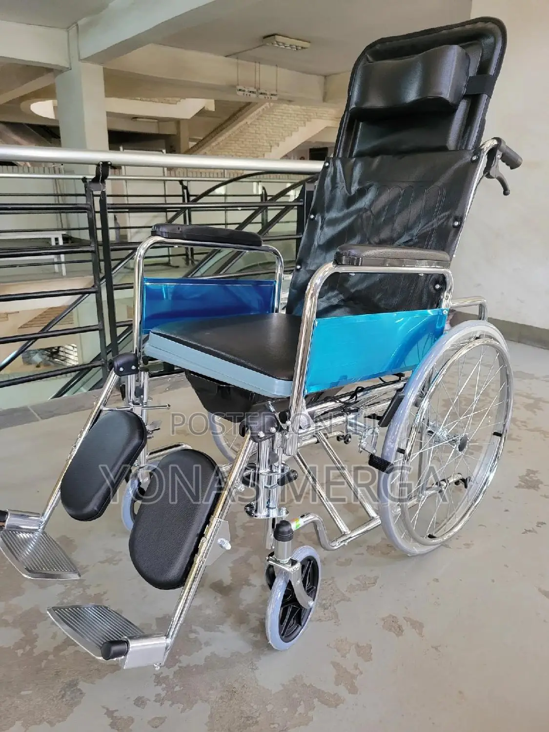 Chrome Finish Foldableك咋reclining Wheelchair軨敳wheelchair