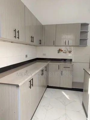 6bdrm House in Bole for sale