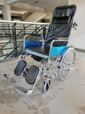 Toilet Wheelchair፱户wilcherز凾round Commode Pan==Removable Pan
