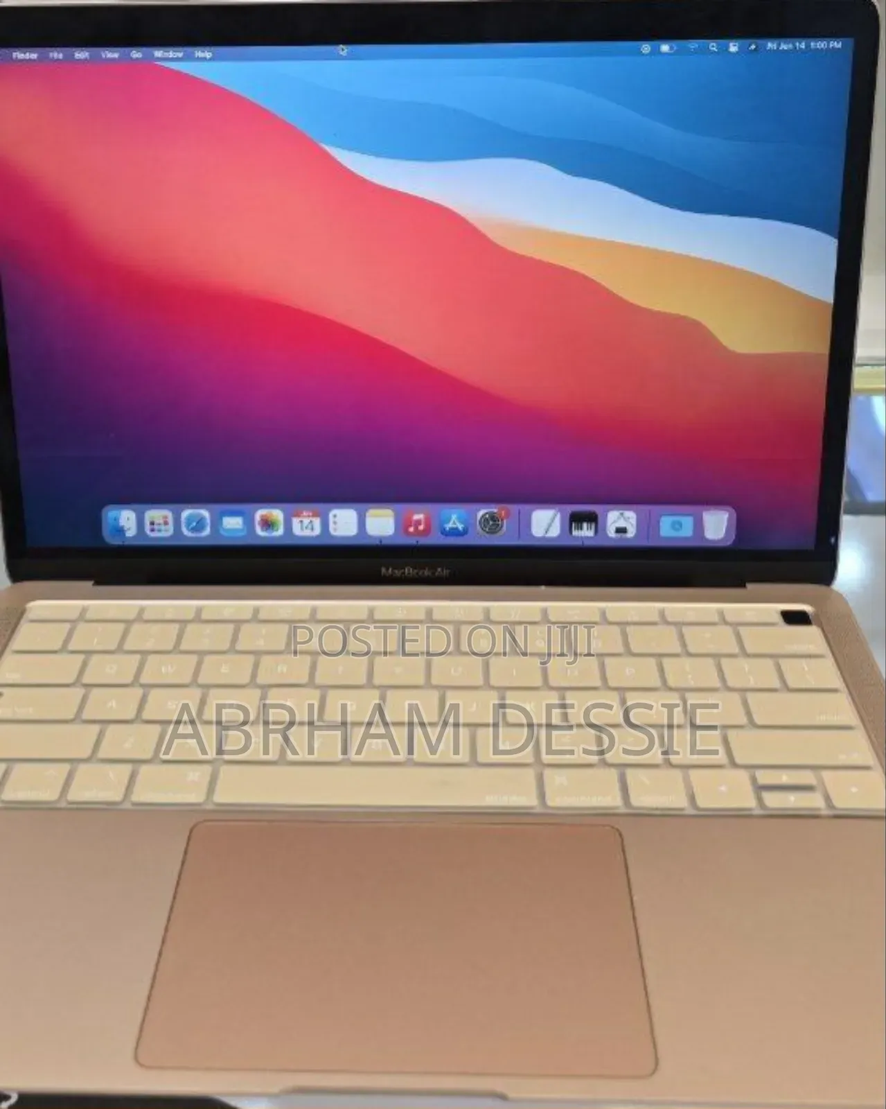 New Laptop Apple MacBook 8GB Apple M1 SSD 256GB