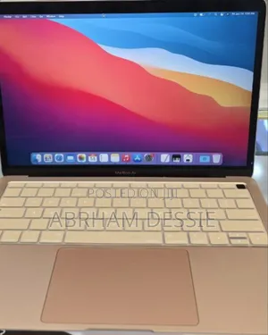 New Laptop Apple MacBook 8GB Apple M1 SSD 256GB