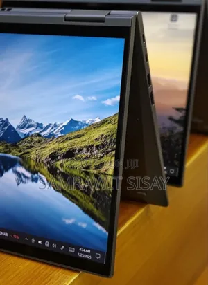 Photo - New Laptop Lenovo ThinkPad Yoga 32GB Intel Core I7 SSD 512GB