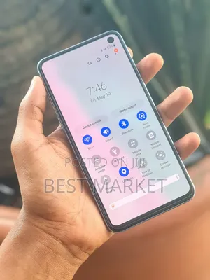 Samsung Galaxy S10e 128 GB Blue