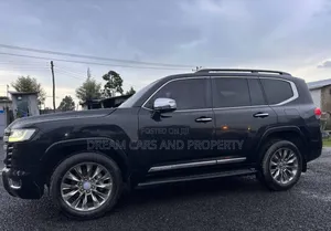 Toyota Land Cruiser 3.5 V6 2022 Black