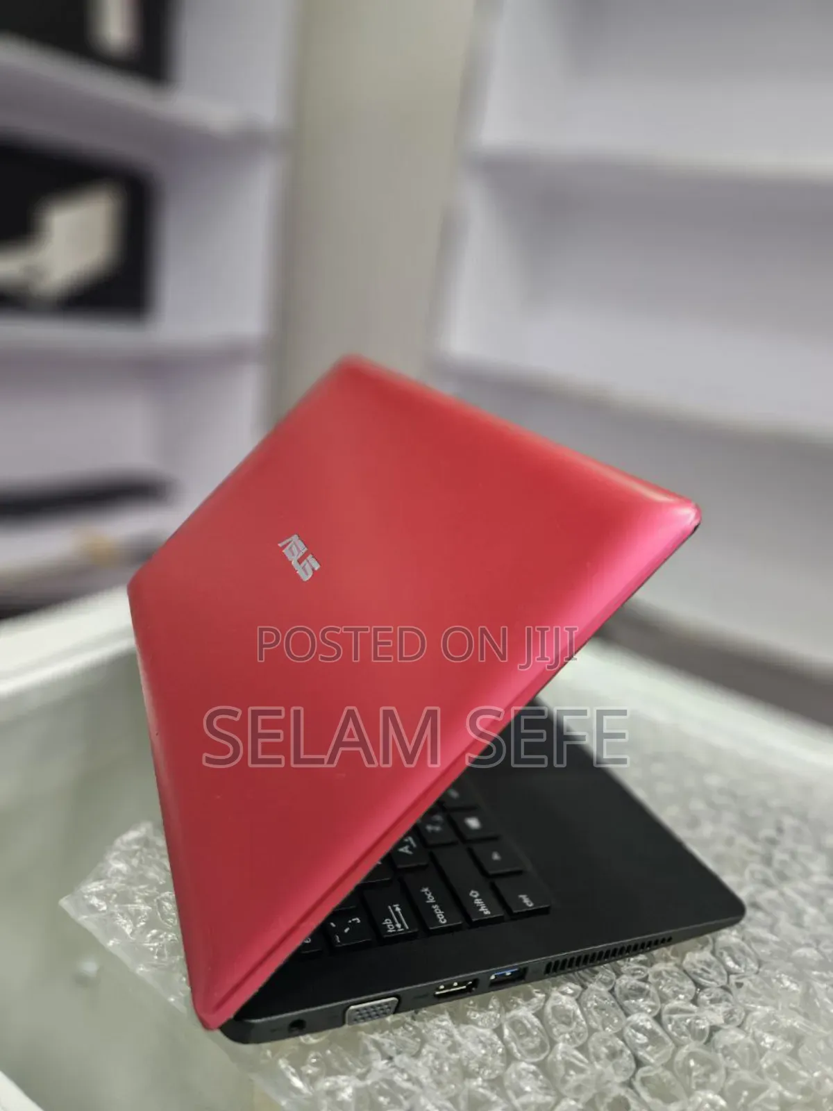 New Laptop Asus 2GB SSD 320GB