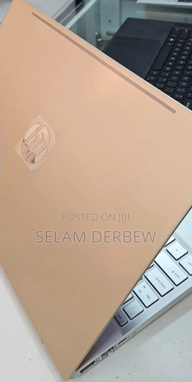 New Laptop HP Pavilion 15 8GB Intel Core I7 SSD 512GB