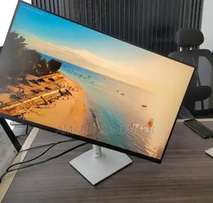 Dell 32’ Uhd (3840×2160)
Frameless Monitor 
Pa