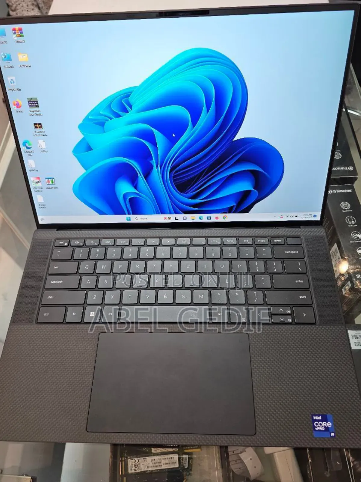 New Laptop Dell Precision 5570 32GB Intel Core I9 SSD 1T