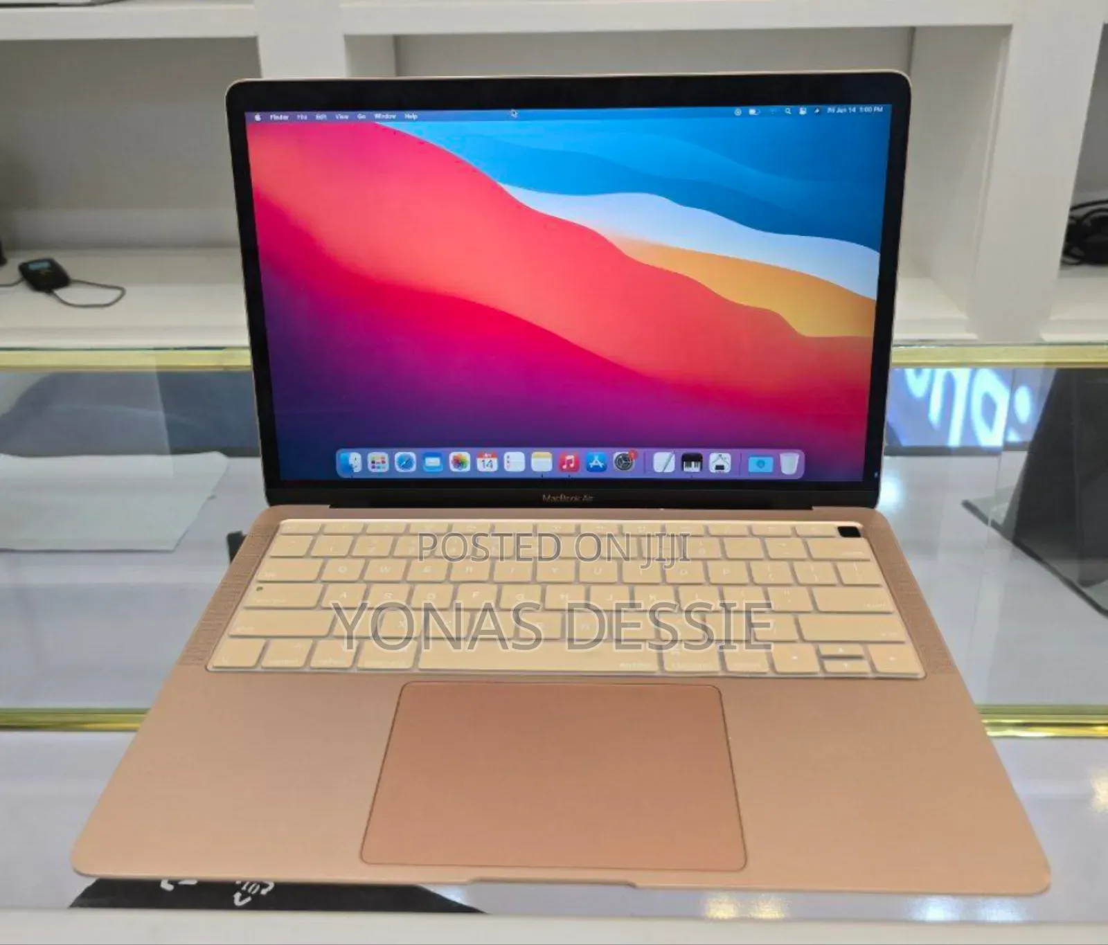 New Laptop Apple MacBook Air 2020 M1 8GB SSD 256GB