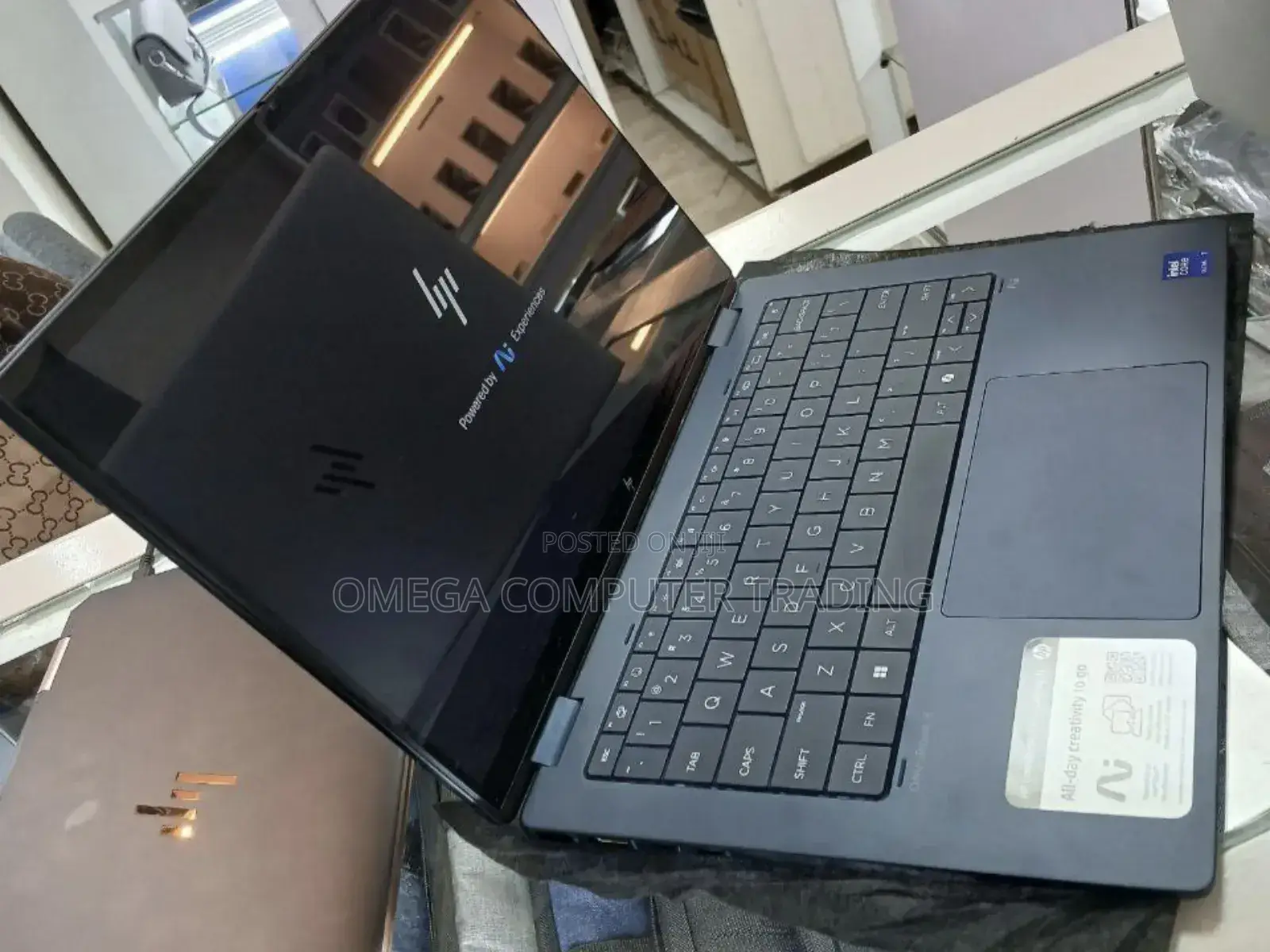 New Laptop HP OmniBook 5 14" 16GB Intel Core Ultra 7 SSD 1T