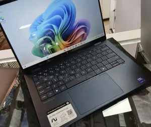 New Laptop HP OmniBook 5 14" 16GB Intel Core Ultra 7 SSD 1T