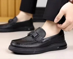 Men's Casual Shoes