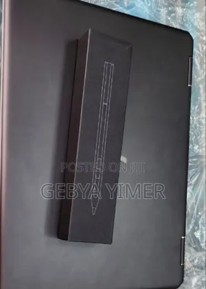 Photo - New Laptop HP Spectre 16GB Intel Core I7 SSD 1T