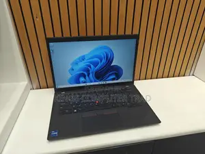 New Laptop Lenovo Ideapad 3 8GB Intel Core I7 SSD 1T