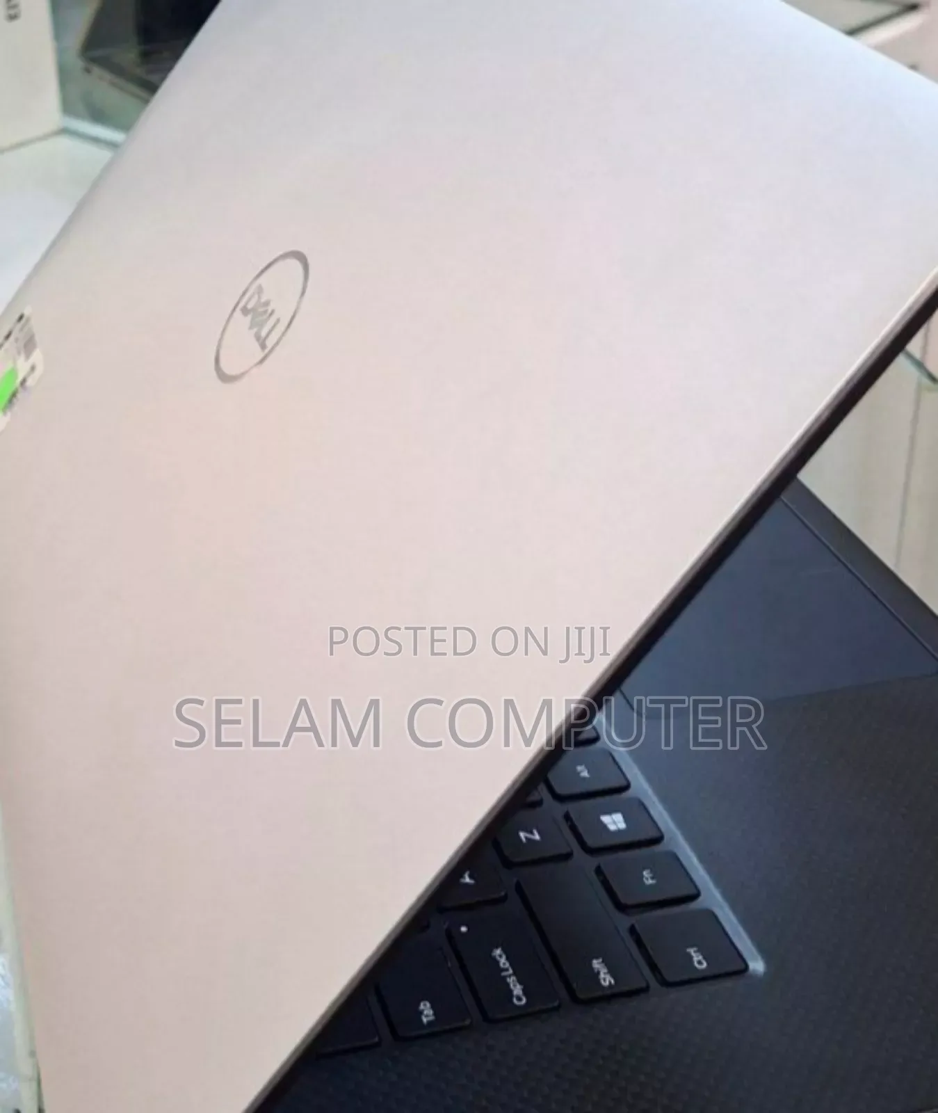 New Laptop Dell Precision 15 3520 16GB Intel Core I7 SSD 512GB