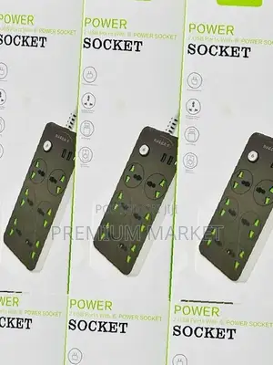 Power 2. Usb Ports With 6 Power Socket