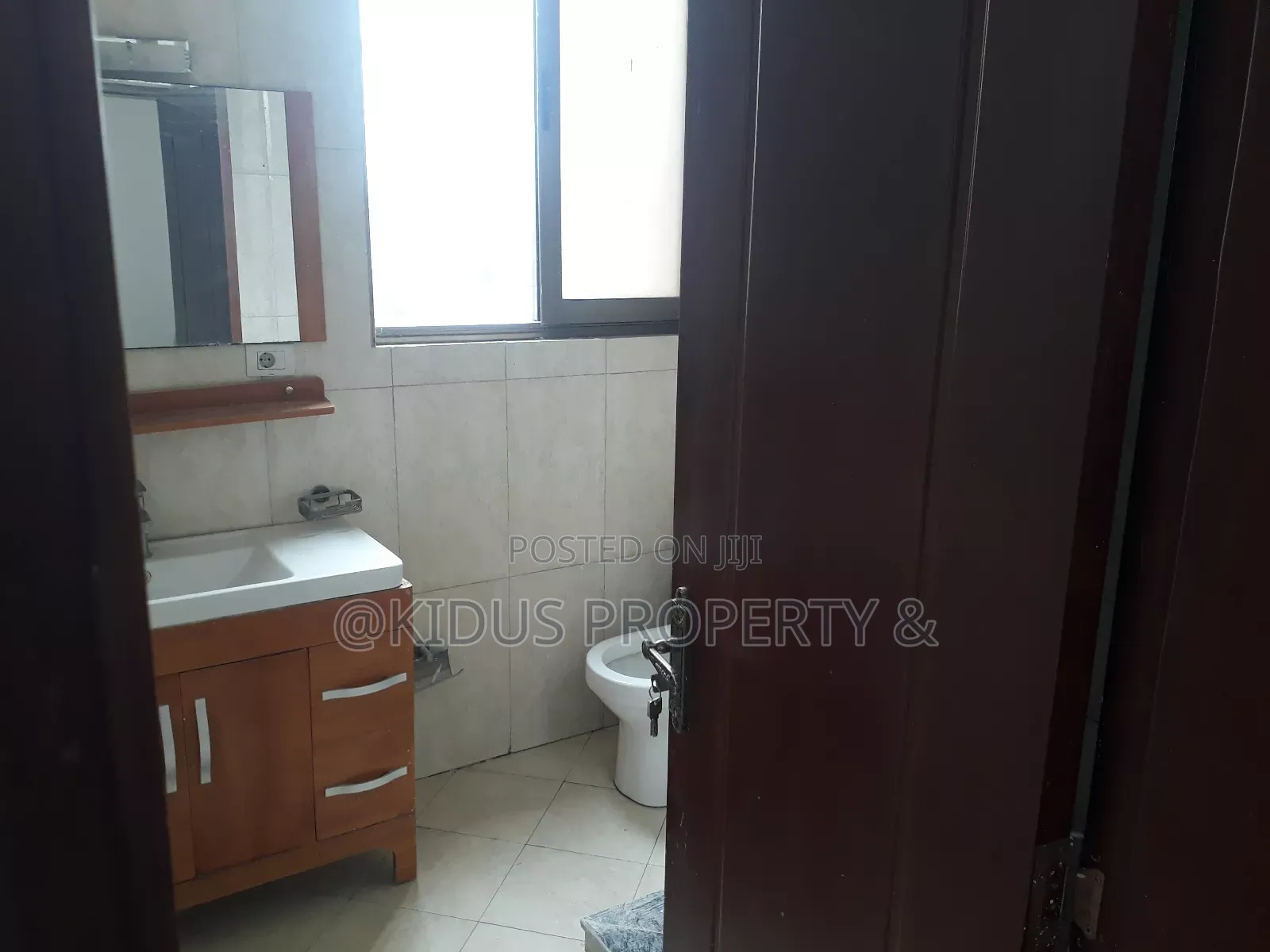 Furnished 3bdrm Apartment in Abo Square, Nifas Silk-Lafto for rent