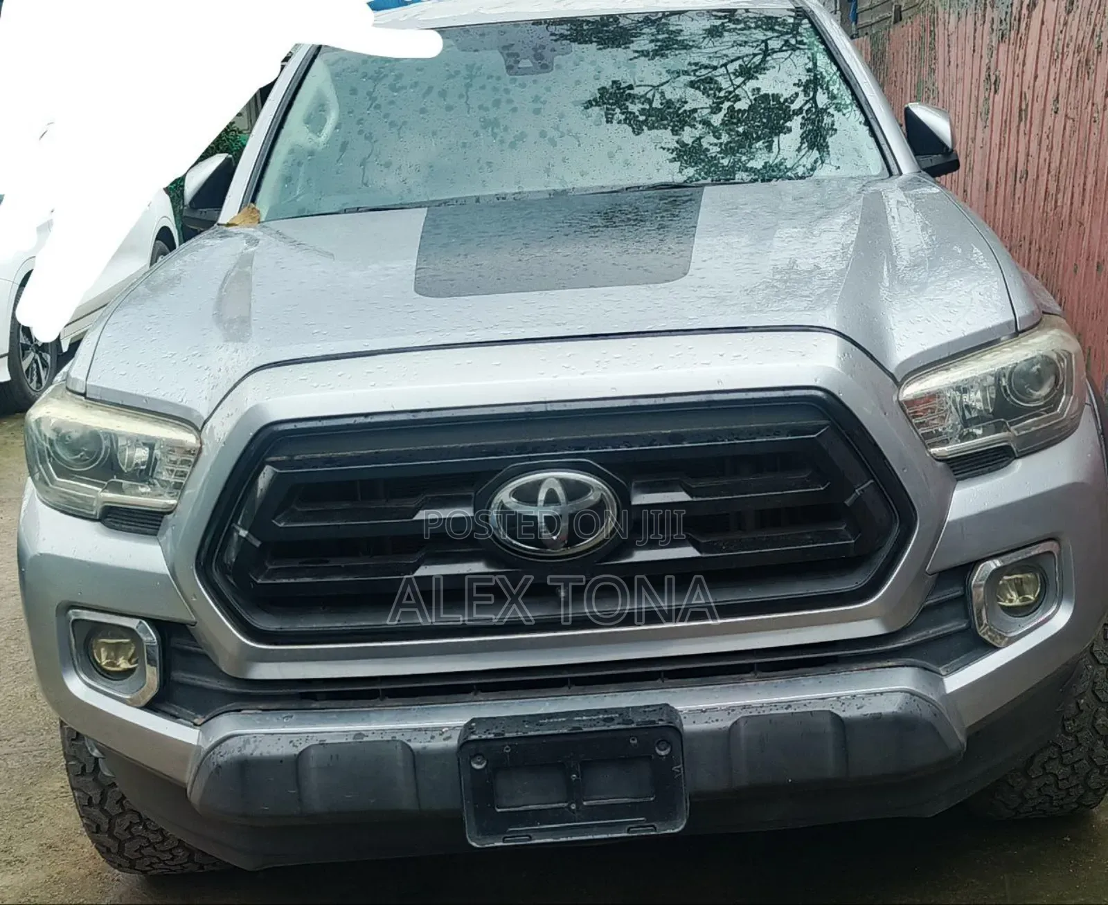 Toyota Tacoma 2020 Silver