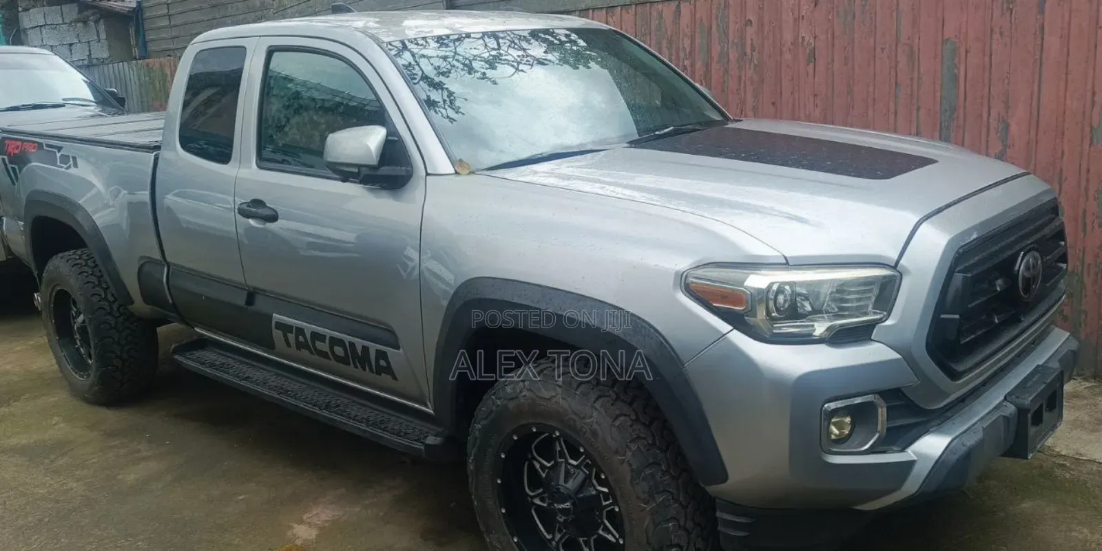 Toyota Tacoma 2020 Silver