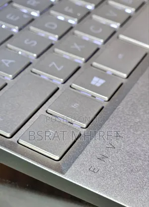 New Laptop HP Envy X360 8GB Intel Core I5 SSD 512GB
