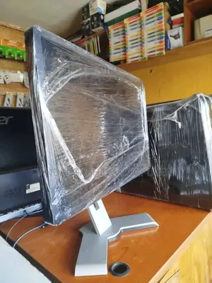 Photo - Dell 22" Monitor