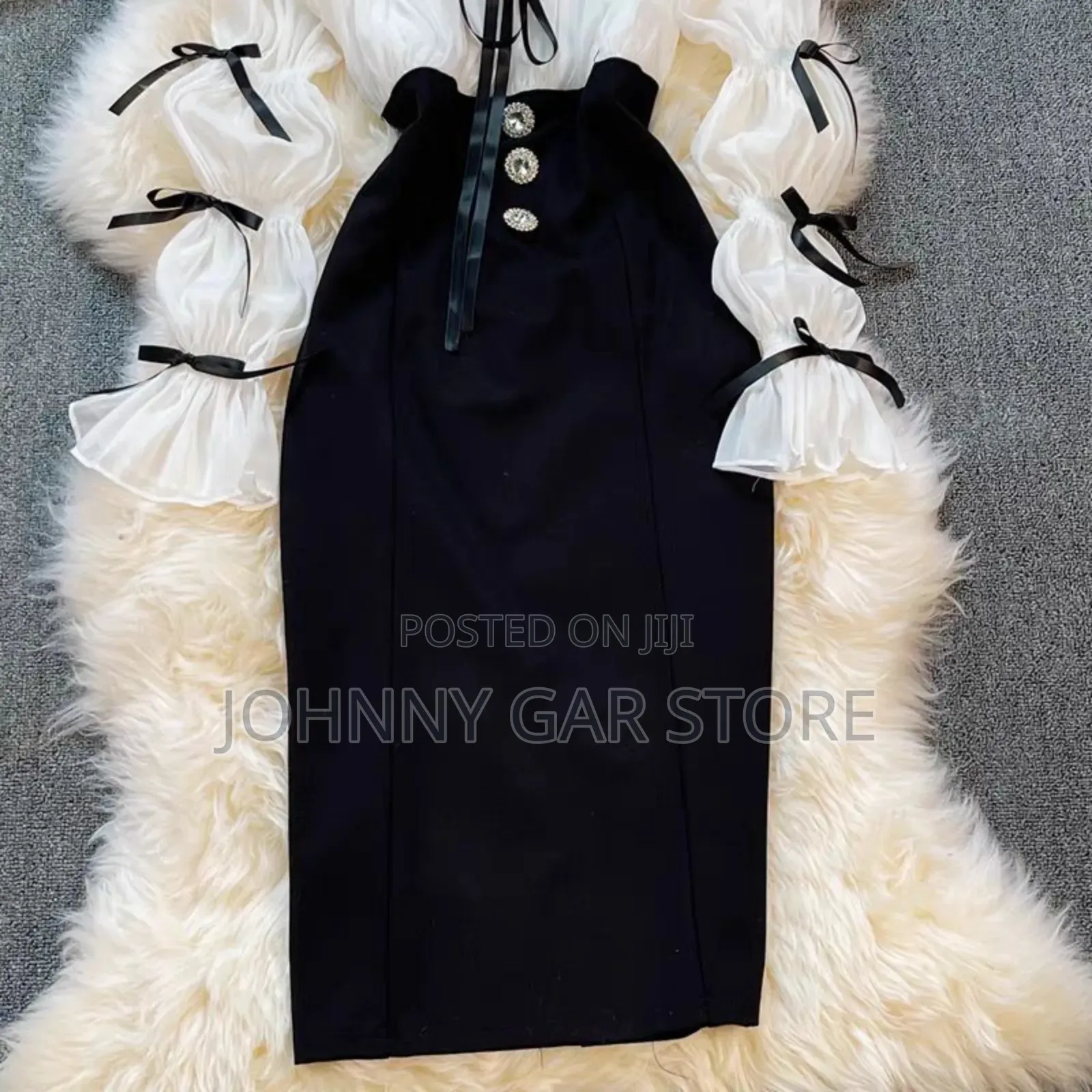 ማራኪ ሙሉ ቀሚሶች