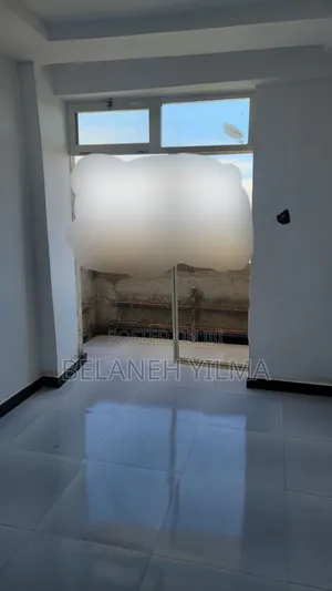 2bdrm Condo in ለሚኩራ, Bole for sale