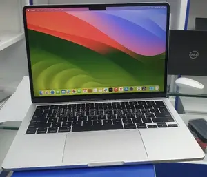 New Laptop Apple MacBook Pro 2023 M3 14-Inch 16GB Apple M3 SSD 512GB