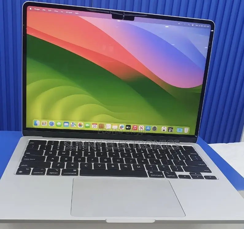 New Laptop Apple MacBook Pro 2023 M3 14-Inch 16GB Apple M3 SSD 512GB