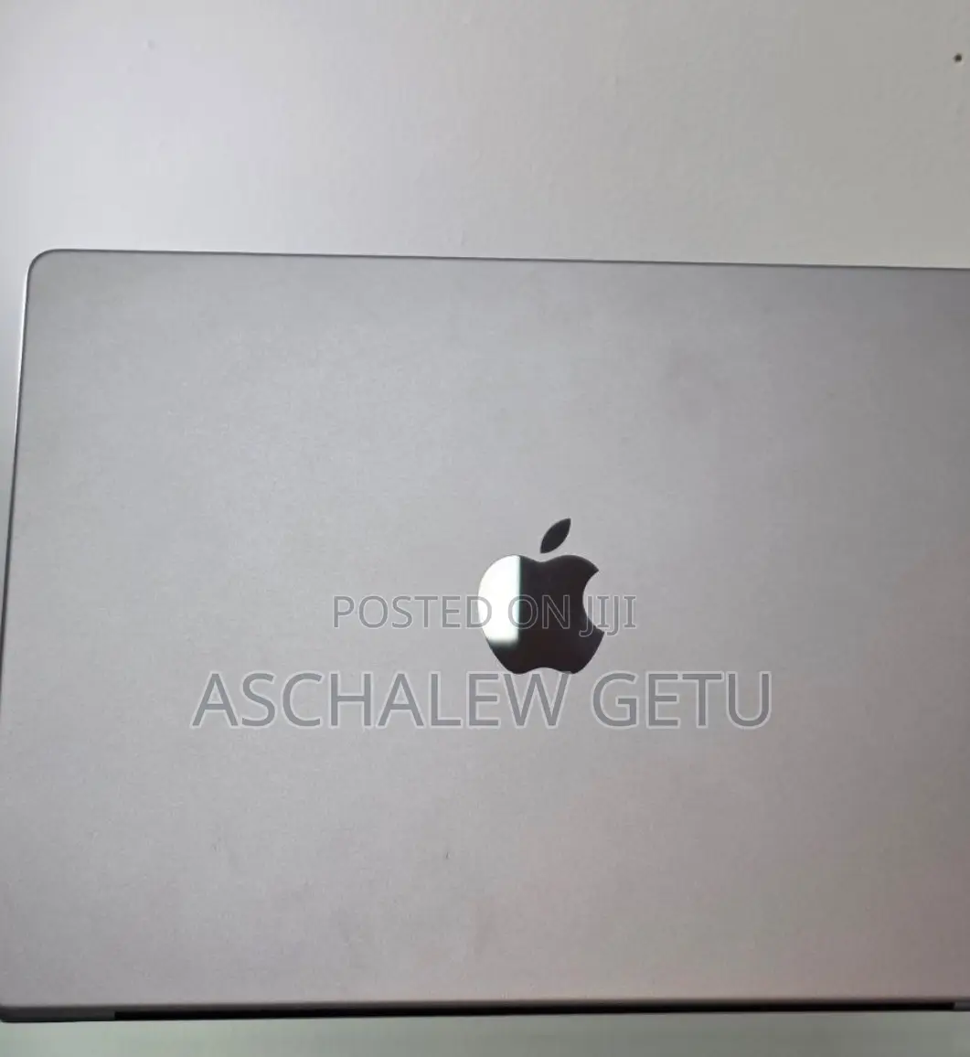 New Laptop Apple MacBook 8GB Intel Core M3 SSD 512GB