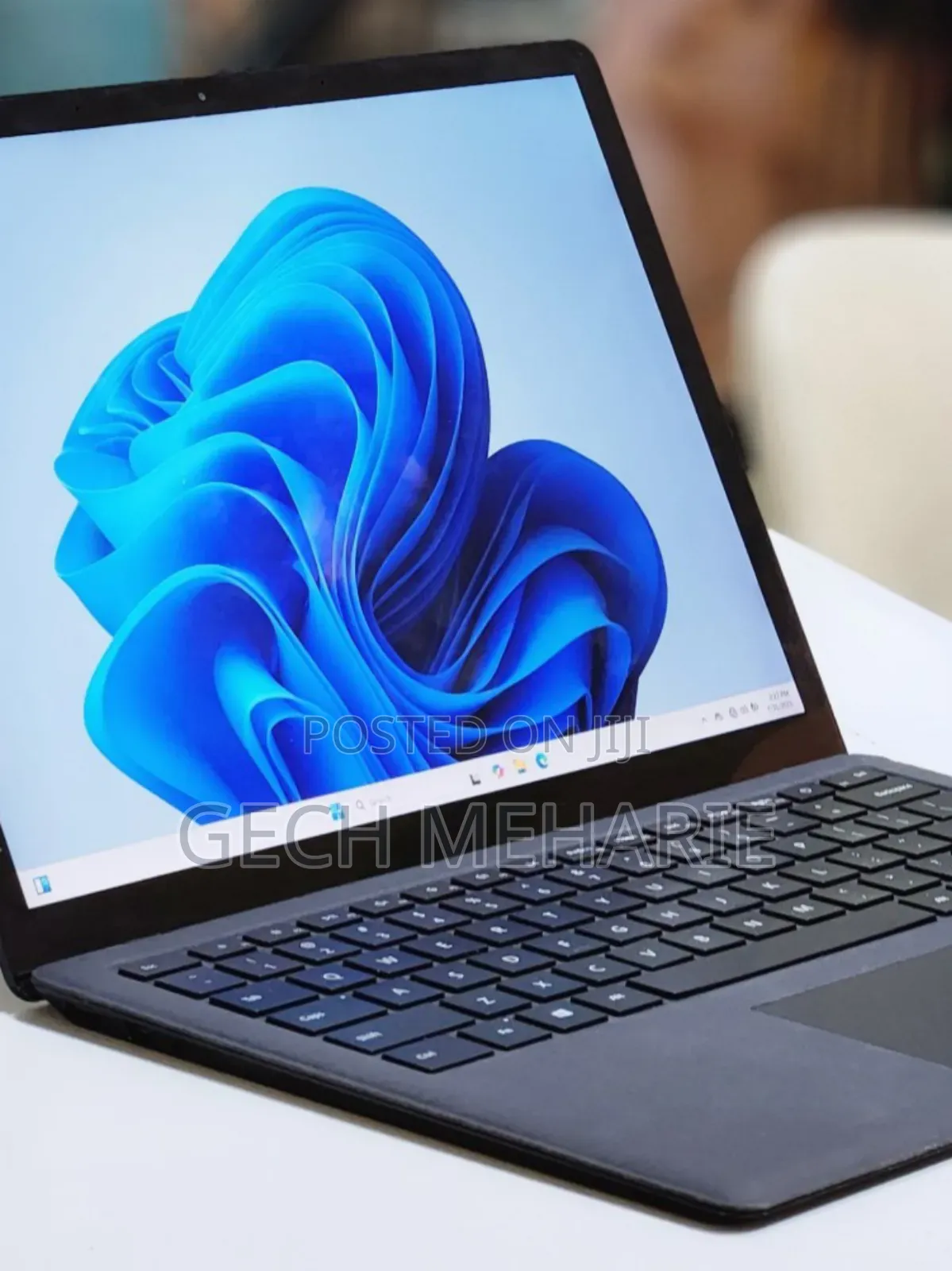 New Laptop Microsoft Surface 16GB Intel Core I7 SSD 512GB