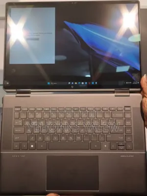 New Laptop HP Spectre X360 16GB Intel Core I5 SSD 1T